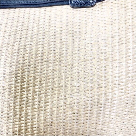 Calvin‎ Klein Large Double Chain Strap Straw Tote Bag w/Faux Leather Accents - Picture 12 of 15